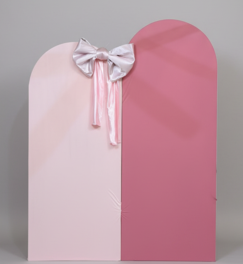 1 8-foot tall arch next to a 7-foot tall arch